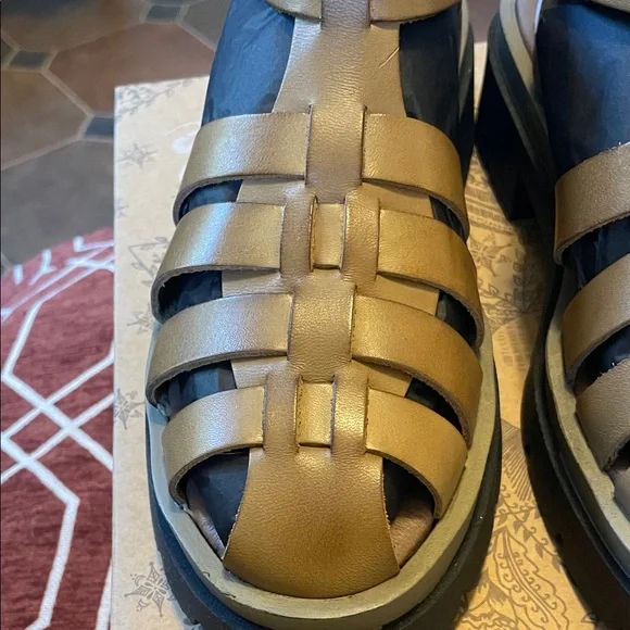 Gold and Black Strappy Delaney Fisherman Platfor Sandals - Picture 4 of 11